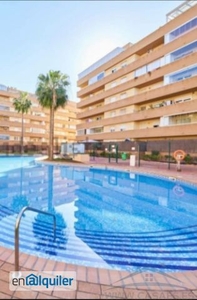 Alquiler de Piso 3 dormitorios, 2 baños, 1 garajes, Buen estado, en Roquetas de Mar, Almería