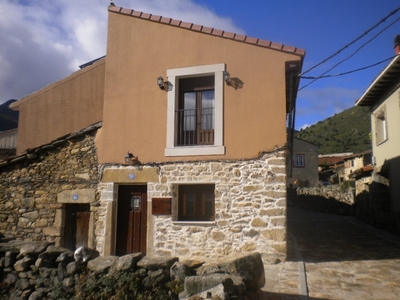 Casa nueva en venta en Sierra de Gredos.