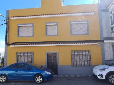 Casa adosada en venta en Carretera Milagrosa, San Lorenzo