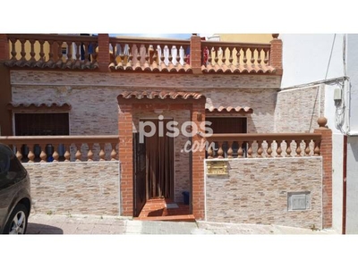 Casa pareada en venta en Algeciras - La Granja - La Colina - los Pastores