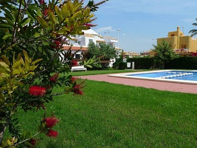Apartamentos torrenostra con piscina a 150 m Playa