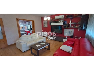 Casa adosada en venta en Avenida Mateo Aleman y Enero