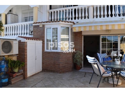 Casa adosada en venta en Calle de la Amatista