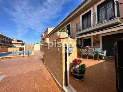 Casa adosada en venta en Calle Mestre Serrano