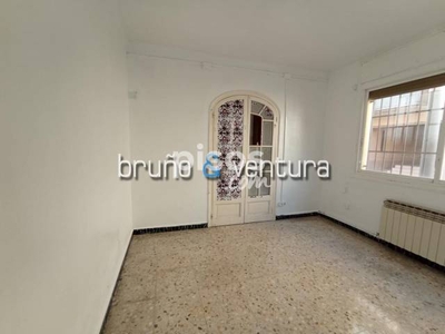 Casa adosada en venta en Passeig del Carme