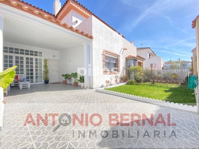 Casa adosada en venta en Zona Este - Olivar de Ribero - Albadalejo