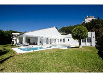 Chalet en alquiler en Marbella