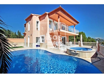 Chalet en venta en Calpe Urbanizaciones