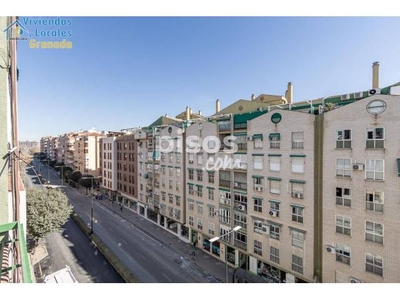 Piso en venta en Camino de Ronda, cerca de Calle Prosperidad