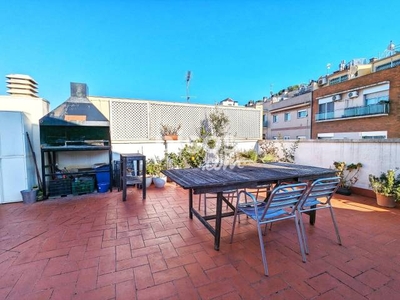 Piso en venta en Carrer de Castellbisbal, cerca de Carrer de Fastenrath