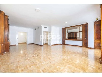 Piso en venta en Castellana-Orense