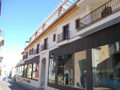 Piso en Venta en Centro La Zubia, Granada
