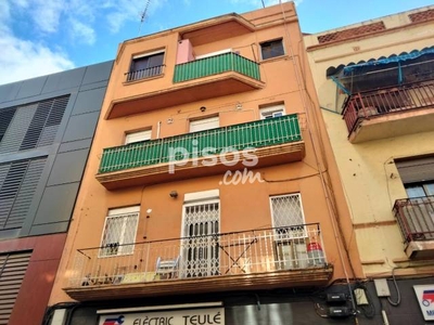 Piso en venta en Esquina Con Calle Bac de Roda