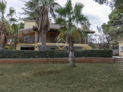 Chalet en venta en Paterna, Valencia