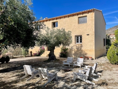 Finca/Casa Rural en venta en Relleu, Alicante