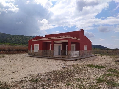 Casa con terreno en Abanilla