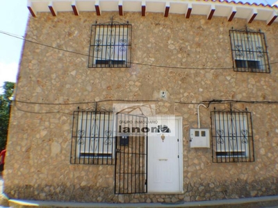 Casas de pueblo en Chinchilla de Monte-Aragón