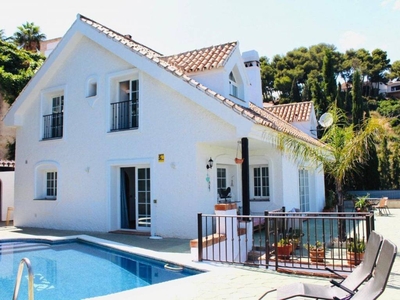 Alquiler Casa unifamiliar Mijas. 142 m²