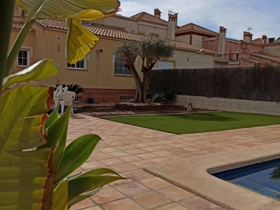 Alquiler Casa unifamiliar Murcia. Con terraza 380 m²