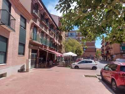 Alquiler Piso Alcalá de Henares. Piso de una habitación Buen estado primera planta con terraza