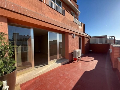 Alquiler Piso Barcelona. Piso de dos habitaciones Octava planta con terraza