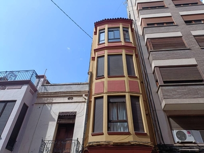 Alquiler Piso Castellón de la Plana - Castelló de la Plana. Piso de dos habitaciones Segunda planta con terraza