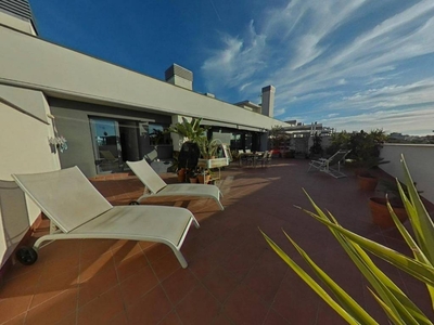 Alquiler Piso Sitges. Piso de tres habitaciones Segunda planta con terraza