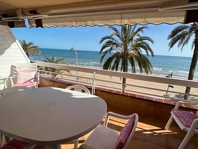 Apartamento para 6-8 personas a 50 m de la playa