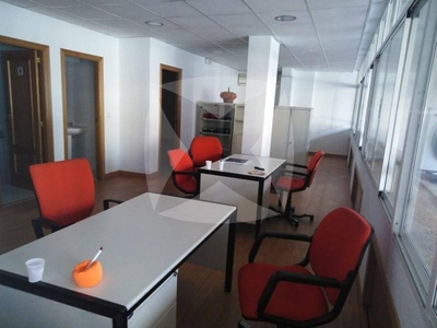 Oficina - Despacho con ascensor Badajoz Ref. 92478449 - Indomio.es