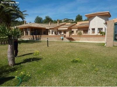 Villa de Lujo en Venta en Calpe / Calp, Alicante