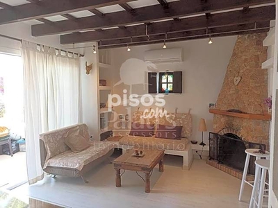 Chalet en alquiler en Cala Blanca en Cala Blanca-Santandria-Son Carrió por 850 €/mes