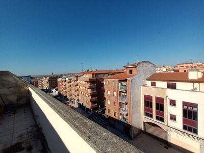 Venta de ático con terraza en Carmelitas, Vidal, Barrio Blanco, Pizarrales (Salamanca), Pizarrales
