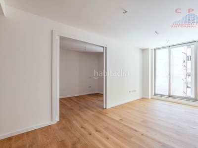 Alquiler apartamento exclusivo y luminoso piso sin amueblar, de 50 m2 y 1 dormitorio, próximo al metro plaza de españa. en Madrid