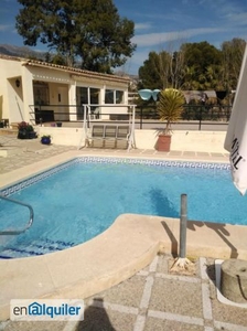 Alquiler casa piscina y terraza Zona l'olla