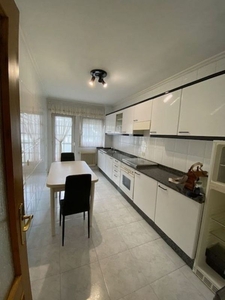 Alquiler de piso en A Piriganlla - Albeiros - Garabolos de 3 habitaciones con garaje y muebles