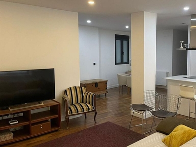 Alquiler de piso en Centro - Murcia de 2 habitaciones con muebles y aire acondicionado