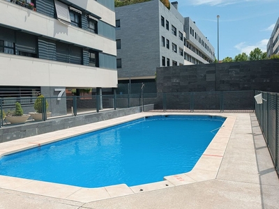 Alquiler de piso en Los Valles-San Vazquez-El Fuerte de 4 habitaciones con piscina y garaje