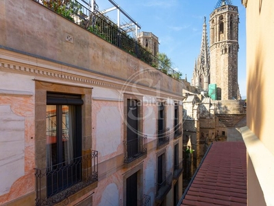 Alquiler piso amueblado con calefacción en Gòtic Barcelona