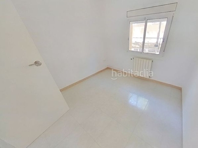 Alquiler piso con 2 habitaciones con calefacción en Badalona