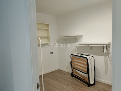 Alquiler piso con 4 habitaciones con aire acondicionado en Reus