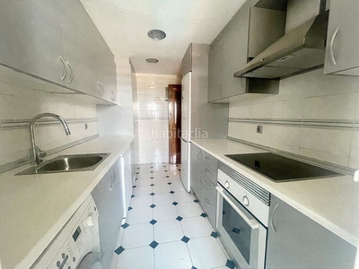 Alquiler piso en calle de pastora imperio 1 piso con 4 habitaciones con ascensor, calefacción y aire acondicionado en Madrid