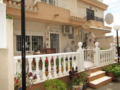 Casa en venta en Playa Flamenca, Orihuela, Alicante