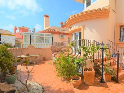 Chalet en venta en Cabo Roig, Orihuela, Alicante