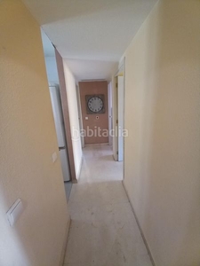 Piso con 2 habitaciones amueblado con ascensor, parking, piscina, calefacción y aire acondicionado en Benalmádena