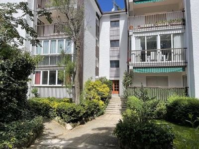 Piso en alquiler en El Espinar pueblo de 2 habitaciones con terraza y piscina