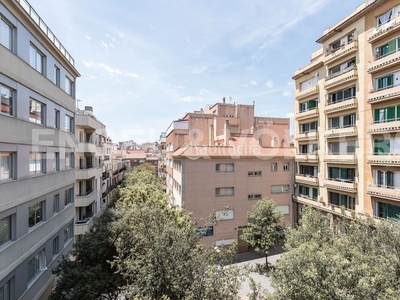 Piso exclusivo ático con terraza en sant gervasi en Barcelona
