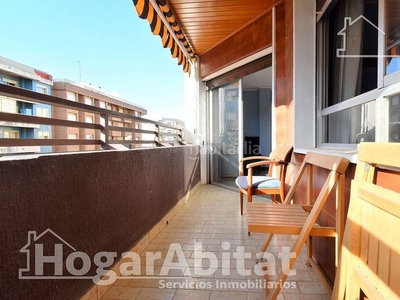Piso muy amplio con garaje y balcón en Beniopa - Sant Pere Gandia