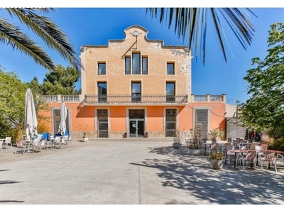 SE VENDE MASIA- RESTAURANTE EN MOLINS DE REI, ZONA CAN PORTELL