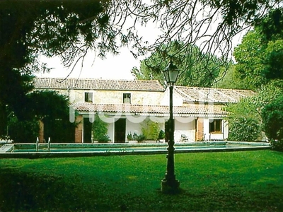 Venta Casa unifamiliar en Arévalo-Erillas Segovia. A reformar 700 m²