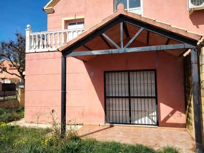 Venta Casa unifamiliar en Calle curro romero 8 Espartinas.